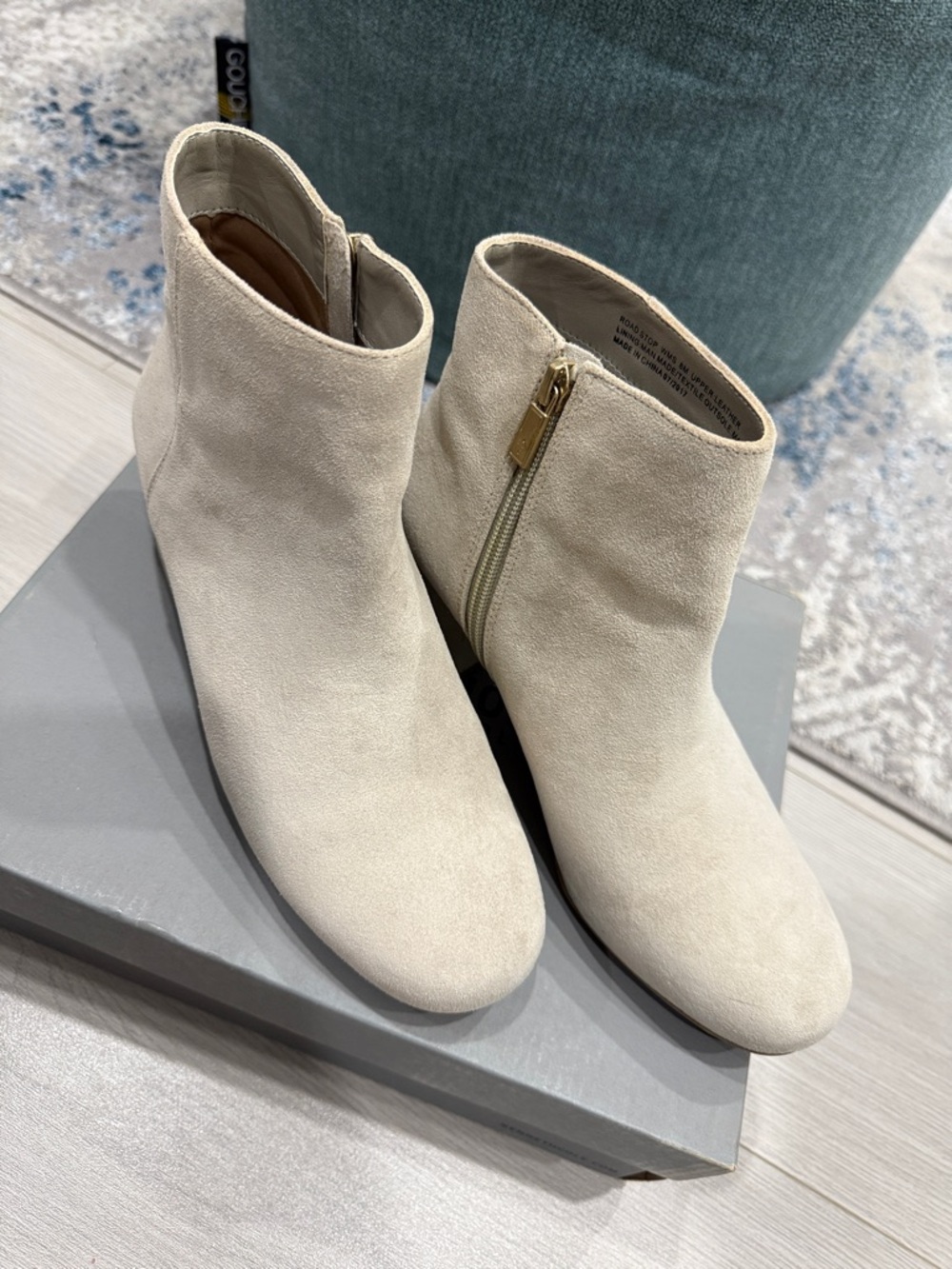 Kenneth Cole Reaction Cream Suede Ankle Booties with Side Zip